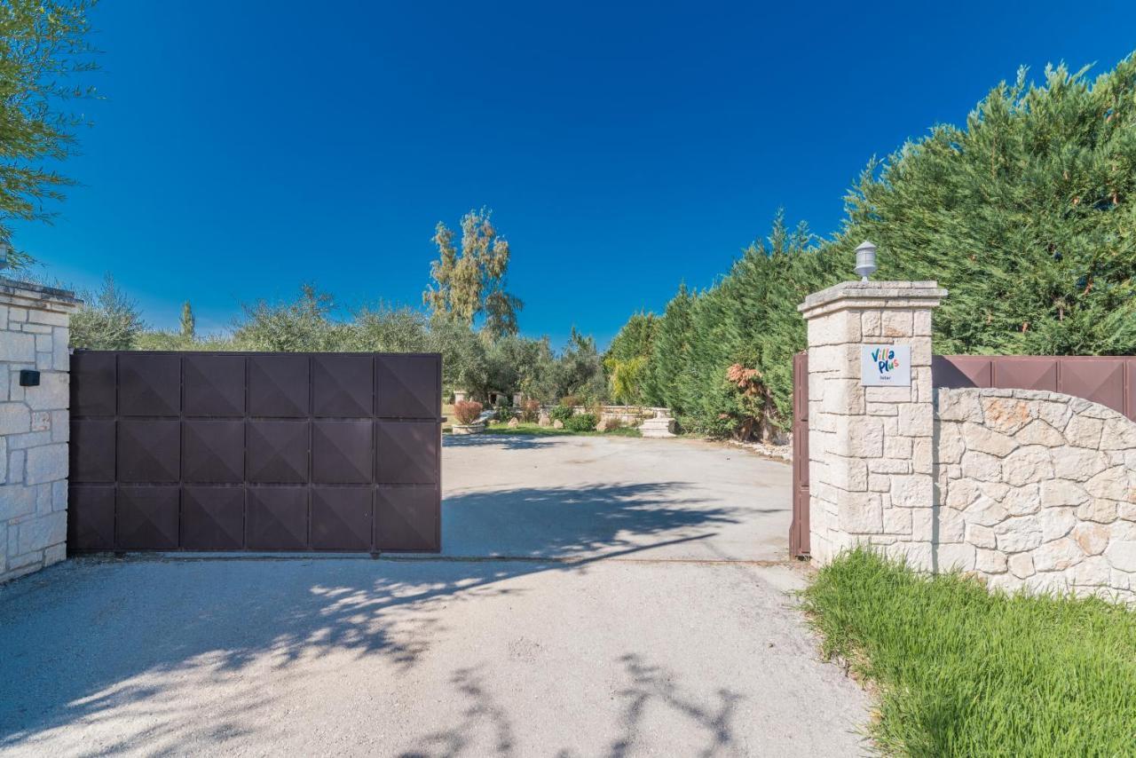 Astarte Villas - Istar Villa With Tennis Court Makhairádhon Exteriér fotografie