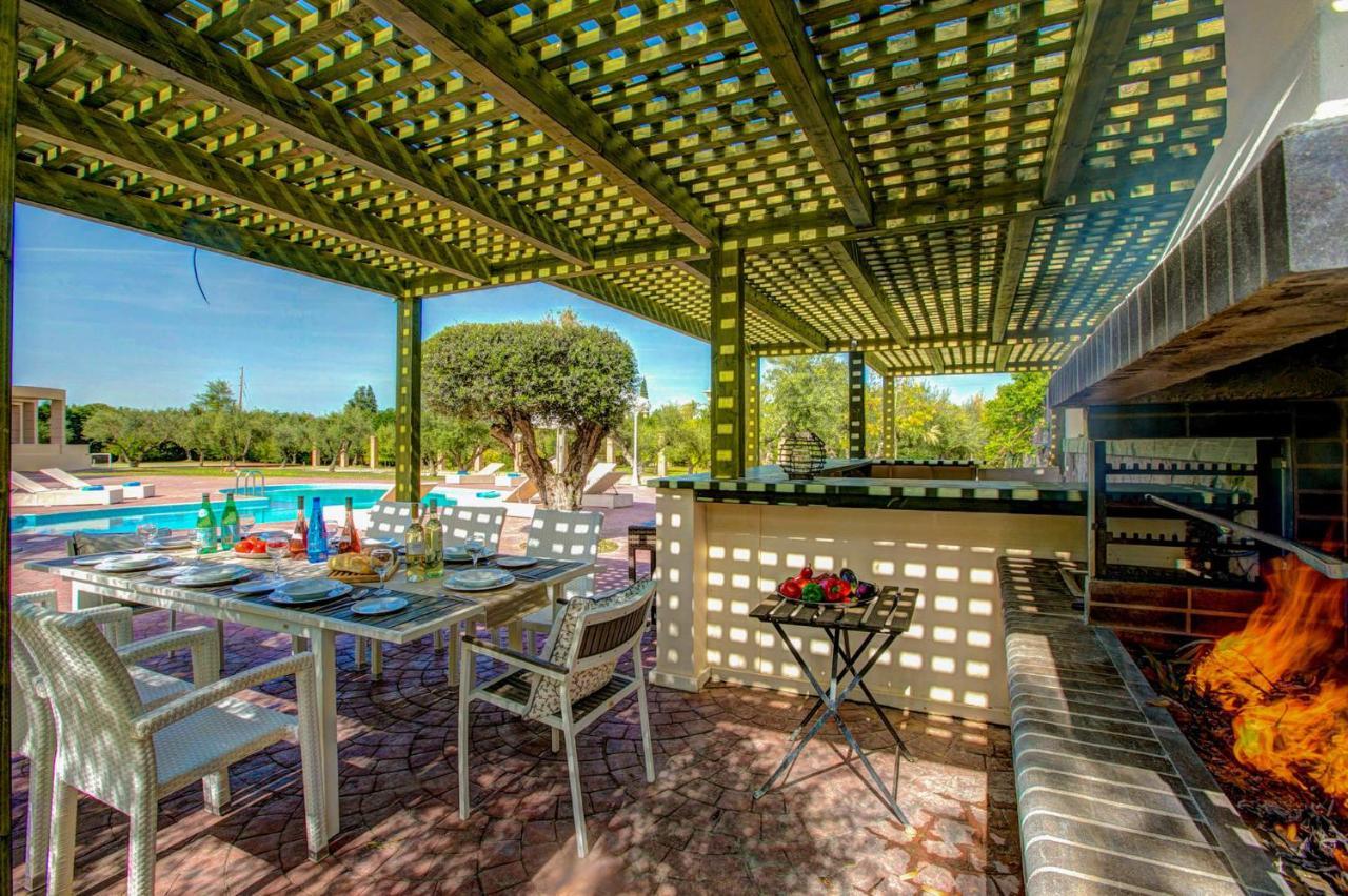 Astarte Villas - Istar Villa With Tennis Court Makhairádhon Exteriér fotografie