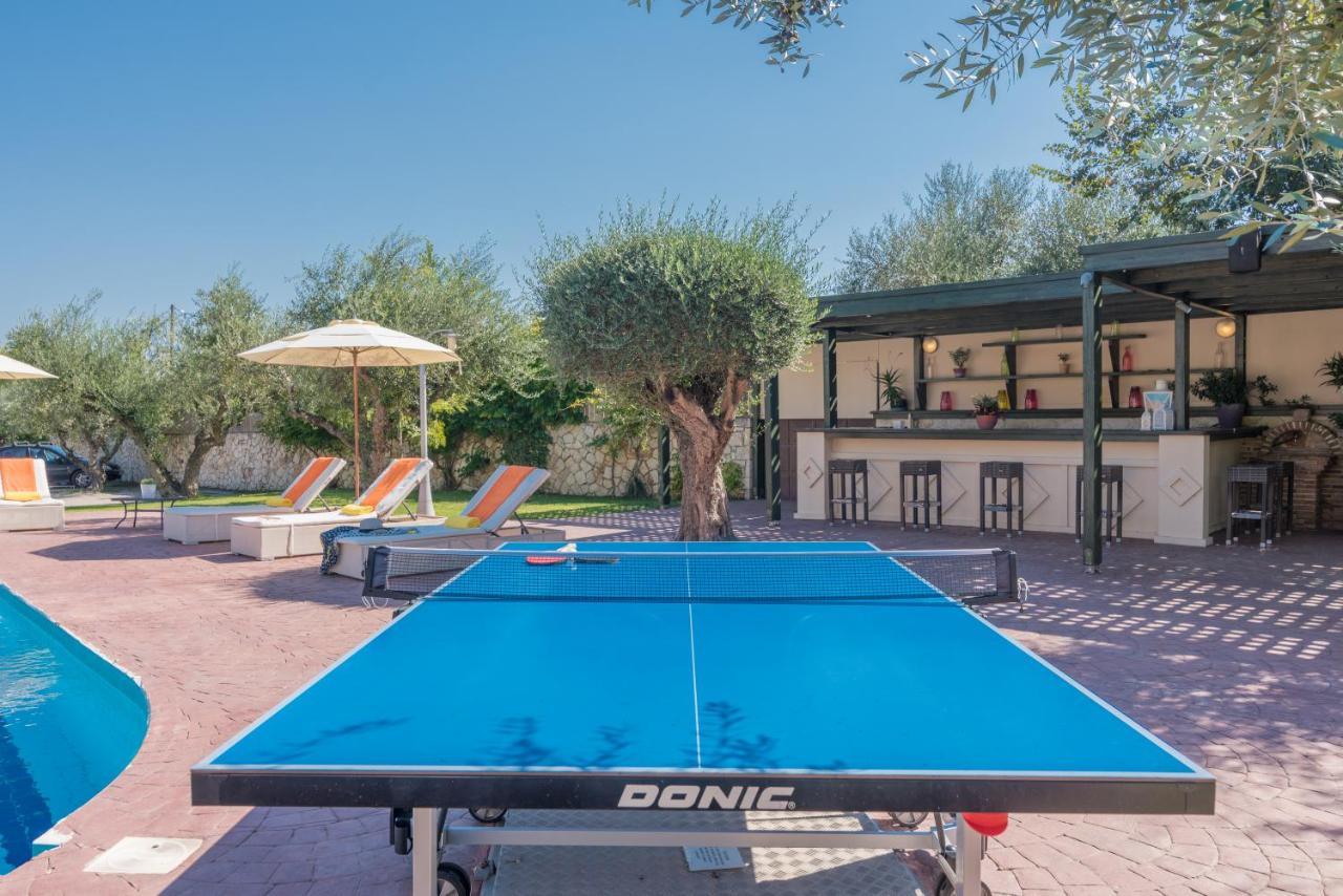 Astarte Villas - Istar Villa With Tennis Court Makhairádhon Exteriér fotografie