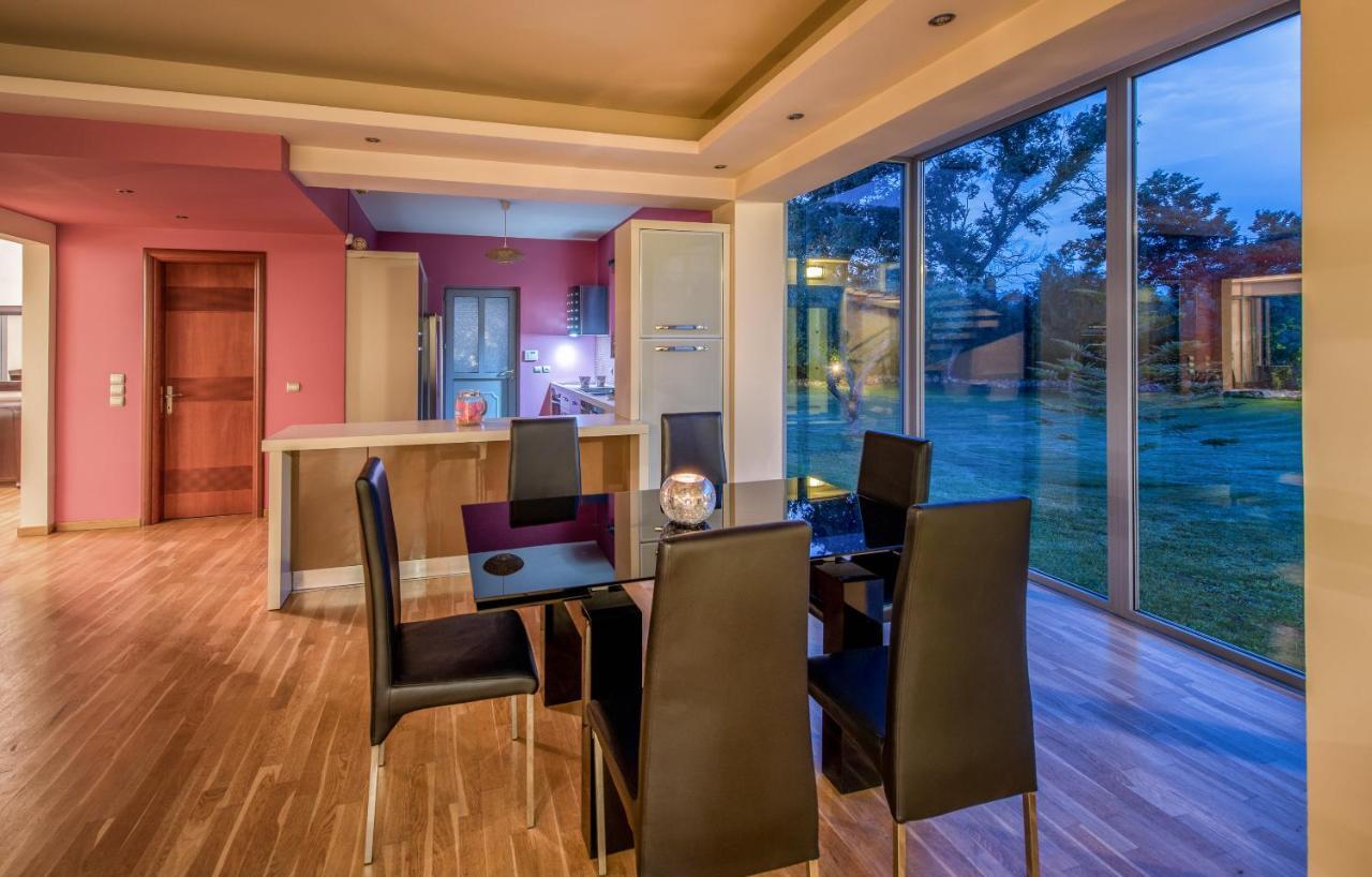 Astarte Villas - Istar Villa With Tennis Court Makhairádhon Exteriér fotografie